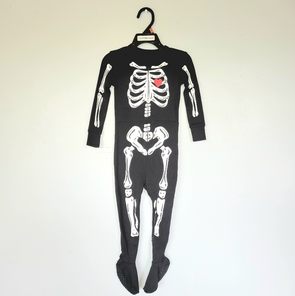 Old Navy Skeleton Footie PJs - 12-18 Months Halloween Pajamas and Costume
